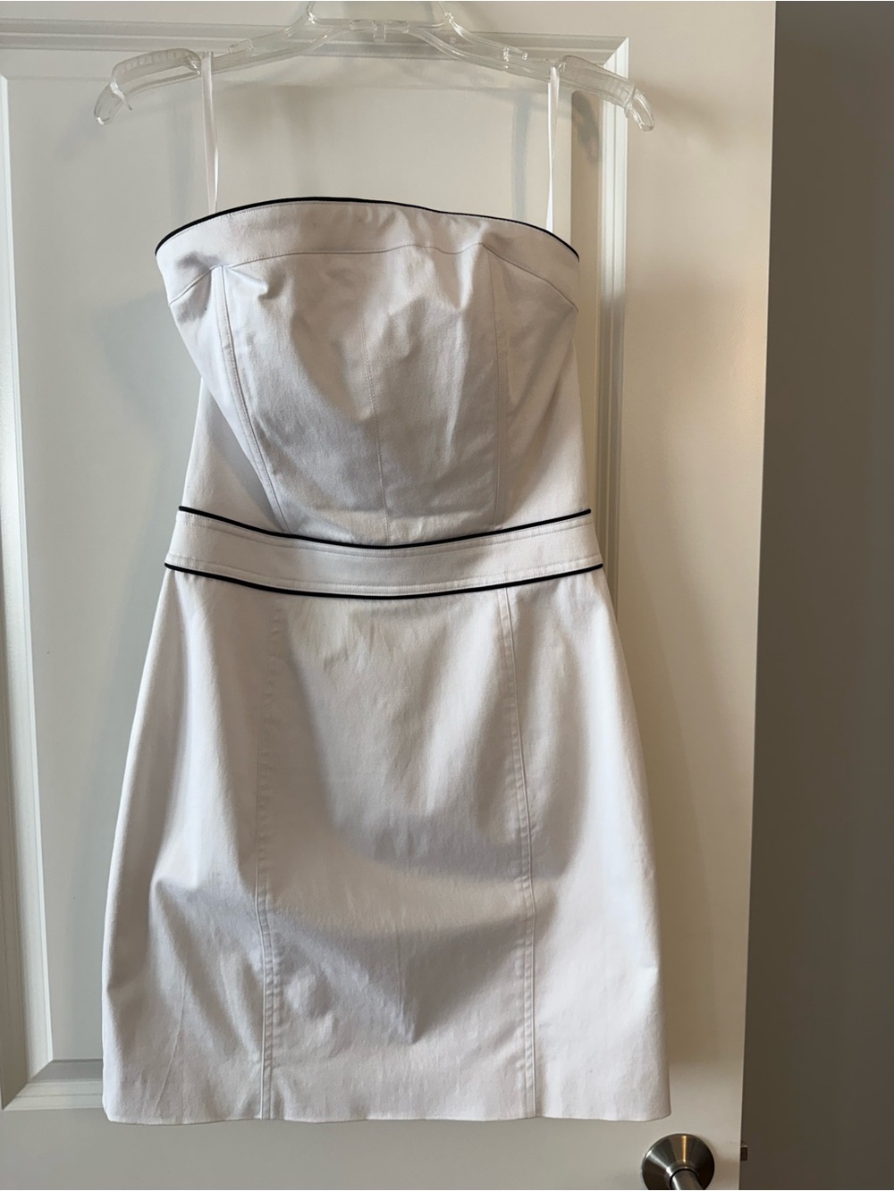 2b. Rych Optic White Contrast Piping Cut Out Back Strapless Dress